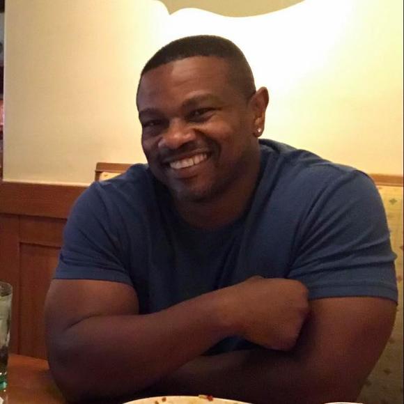 Meet your Posher, Chris - Picture 1 of 1